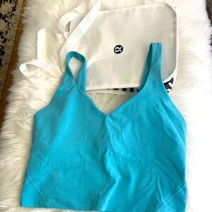 Like new Lululemon Crop tank